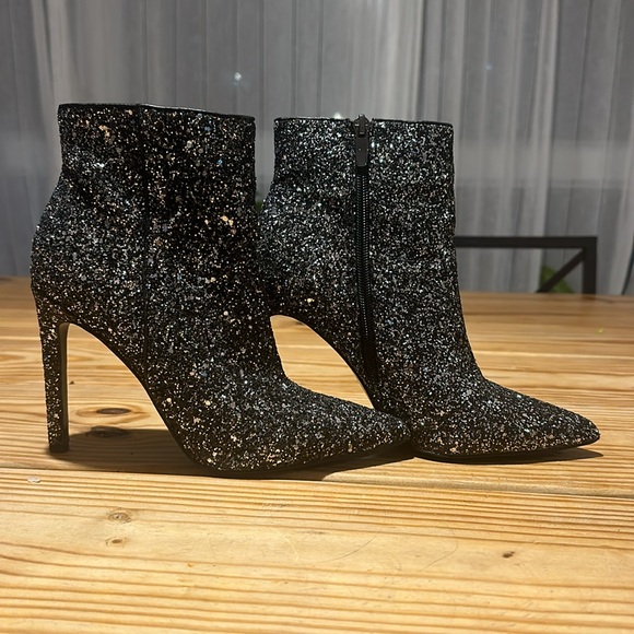 Sparkle bootie - Picture 3 of 9